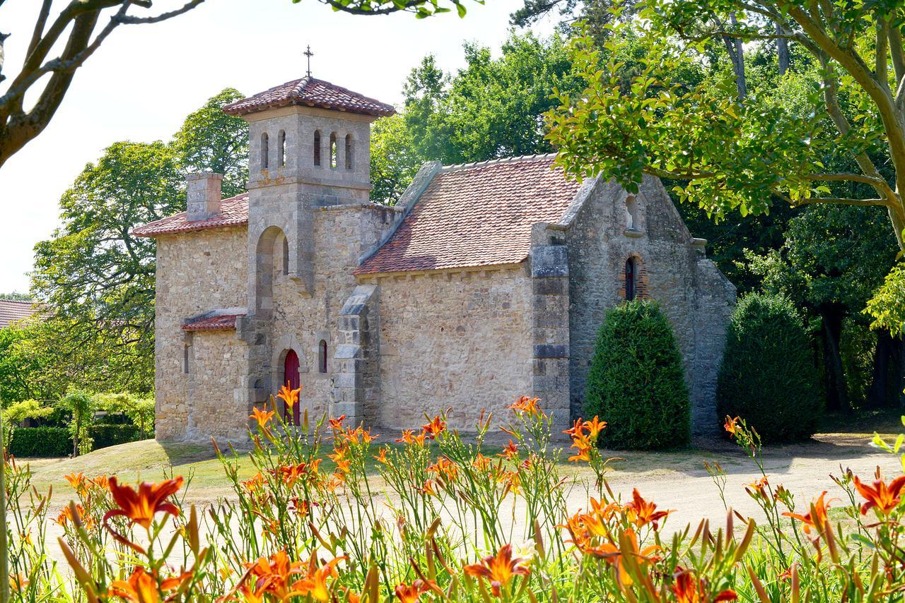 B&B Domaine De La Corbe Bournezeau Luaran gambar