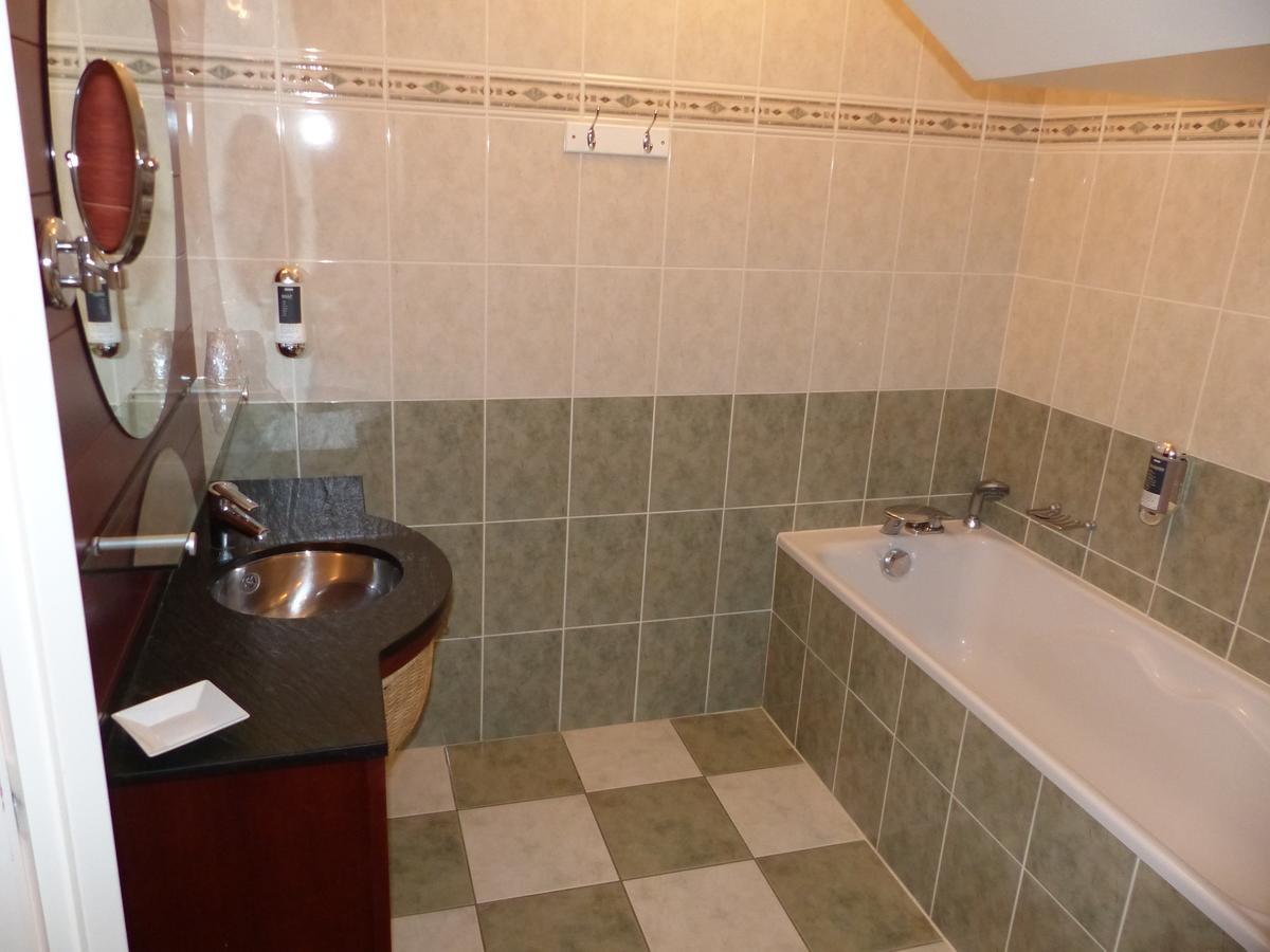 B&B Domaine De La Corbe Bournezeau Luaran gambar