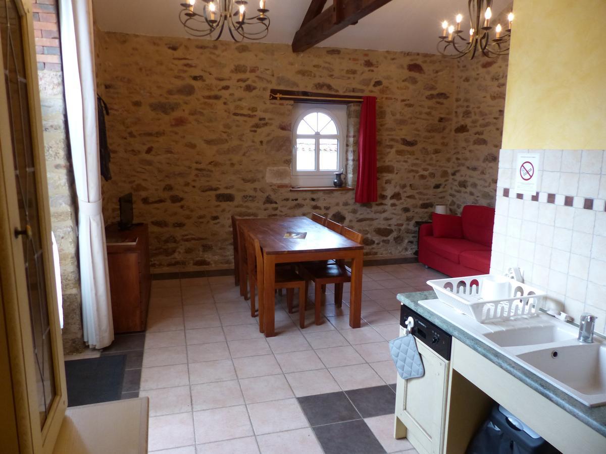 B&B Domaine De La Corbe Bournezeau Luaran gambar