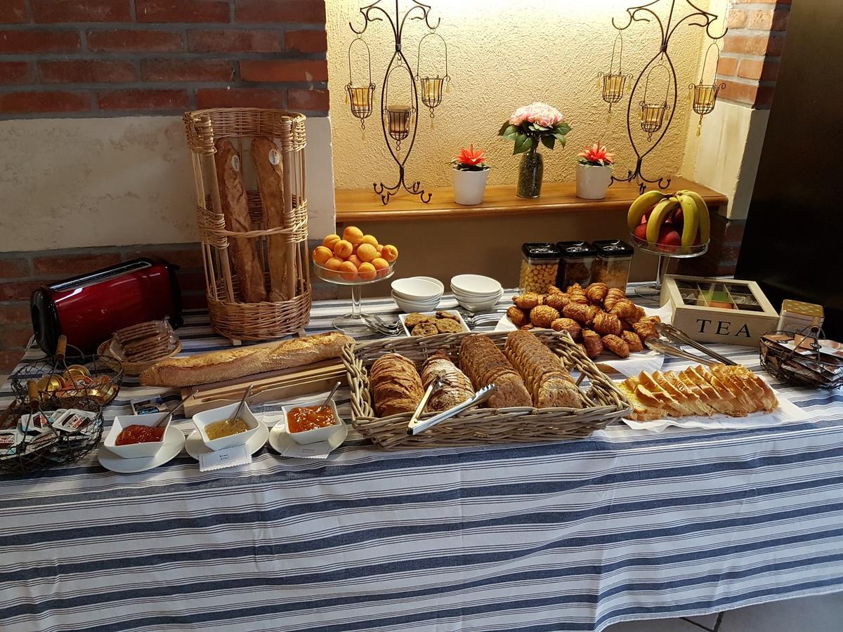 B&B Domaine De La Corbe Bournezeau Luaran gambar